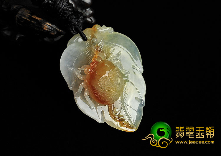 冰种黄翡缅甸翡翠A货一夜成名挂件