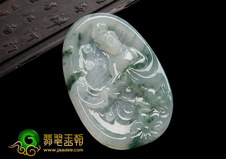 冰种飘花缅甸翡翠A货观音挂件