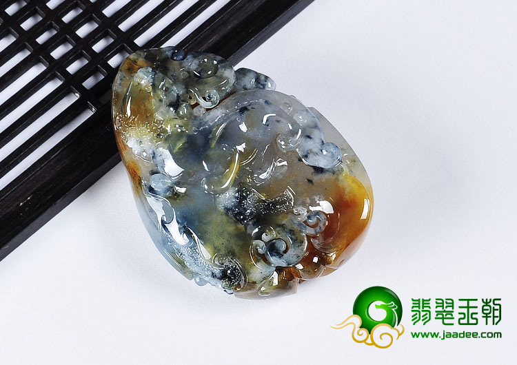 冰种黄翡飘花缅甸翡翠A货今非昔比挂件