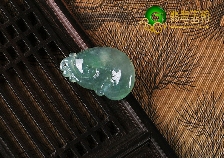冰种晴水缅甸翡翠A货如意挂件