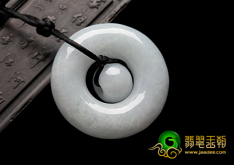 糯冰种晴水缅甸翡翠A货平安环挂件