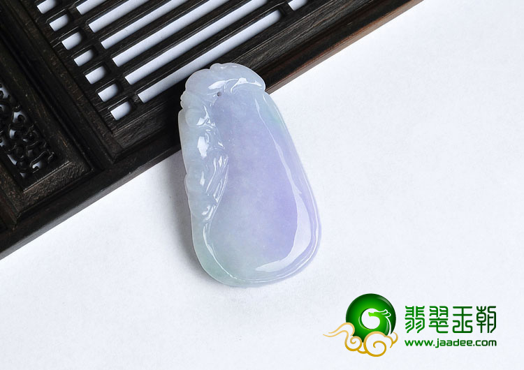 糯冰种春带彩缅甸翡翠A货福瓜挂件