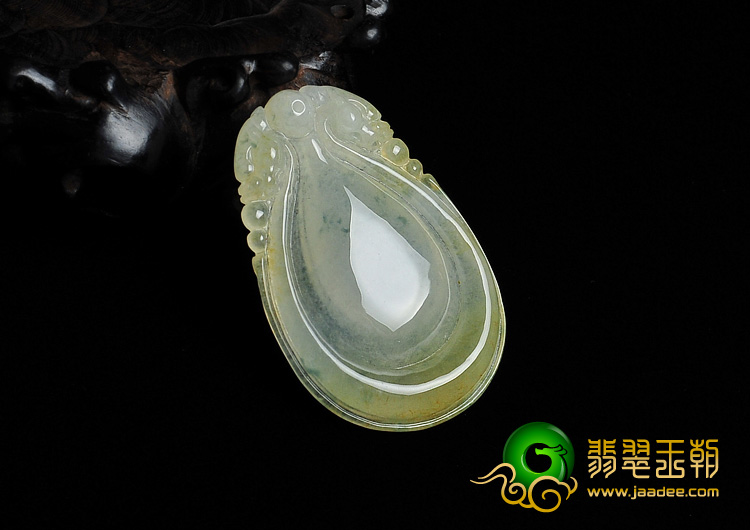 冰种黄翡飘花缅甸翡翠A货双龙如意挂件