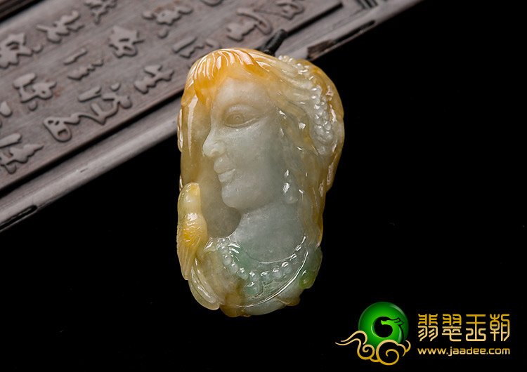 糯冰种三彩缅甸翡翠A货少女头挂件