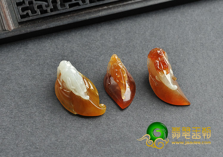 冰种红黄翡缅甸翡翠A货龙头戒面.胸坠（单价）
