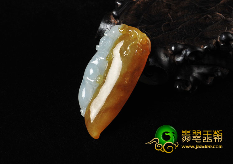 糯冰种褐黄翡缅甸翡翠A货福瓜挂件