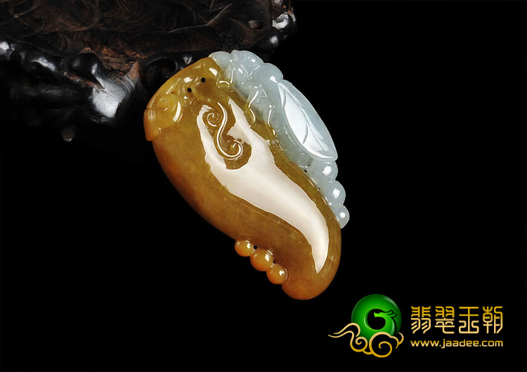 糯冰种褐黄翡缅甸翡翠A货福瓜挂件