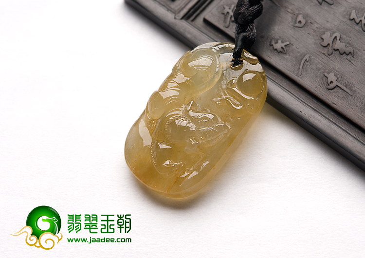 冰种黄翡缅甸翡翠A货虎虎生威挂件