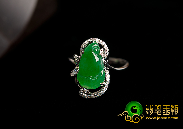 冰种阳绿缅甸翡翠A货镶金戒指（真钻）