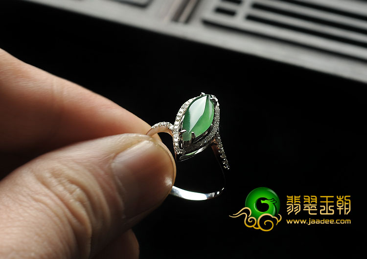 https://jdimg.jaadee.net//images/201301/goods_img/24990_P_1358452296656.jpg