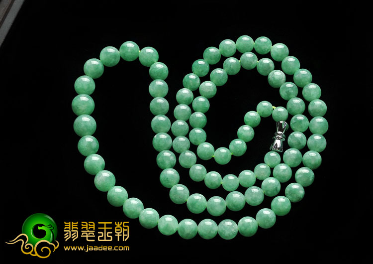 糯冰种淡绿缅甸翡翠A货项链