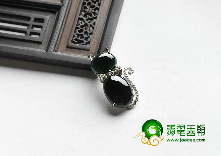 冰种墨翠缅甸翡翠A货镶银小猫胸坠（水钻）