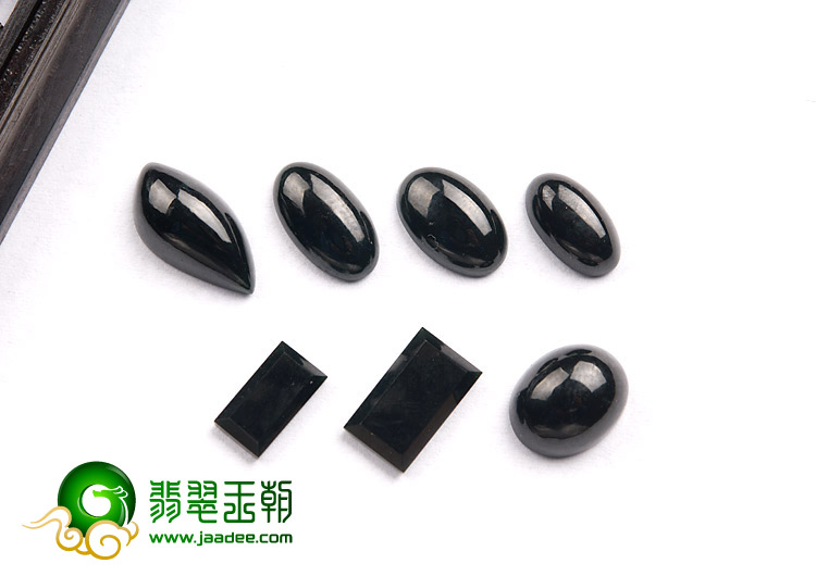 冰种墨翠缅甸翡翠A货戒面（单价）