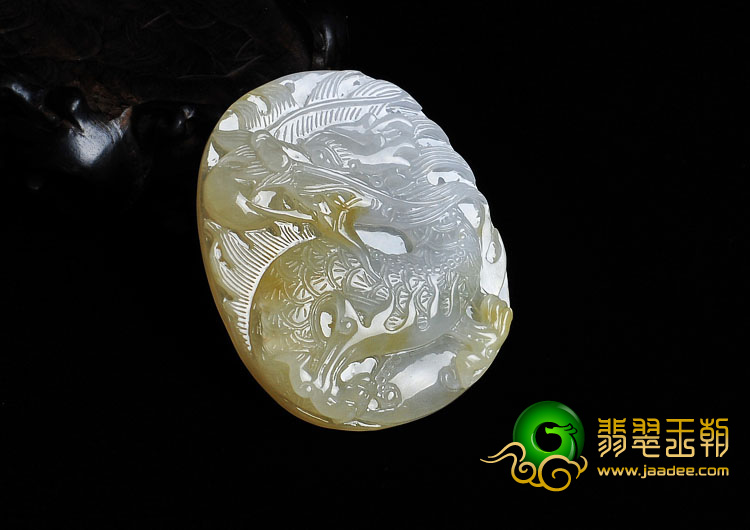 冰种黄翡缅甸翡翠A货龙牌挂件