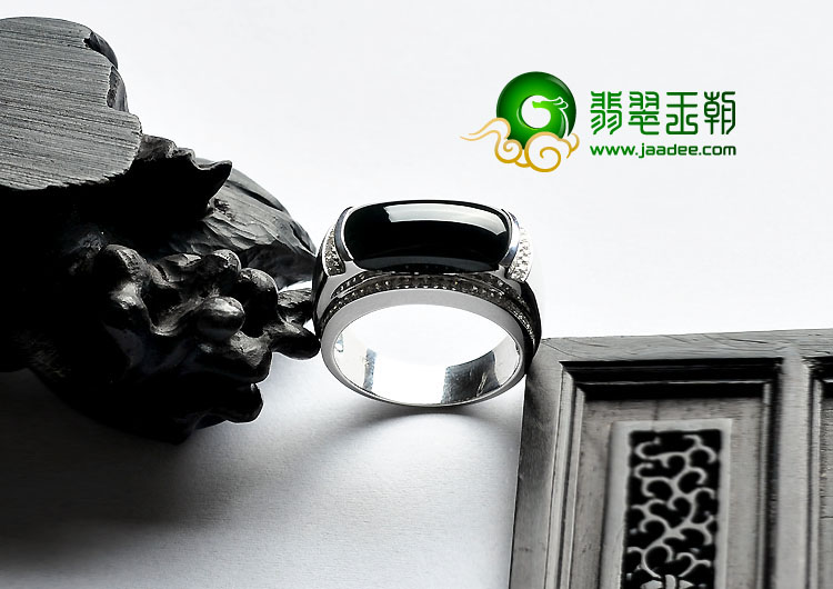 冰玻种墨翠缅甸翡翠A货镶白金男戒（真钻）