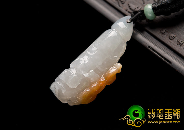 冰种红黄翡缅甸翡翠A货白菜挂件