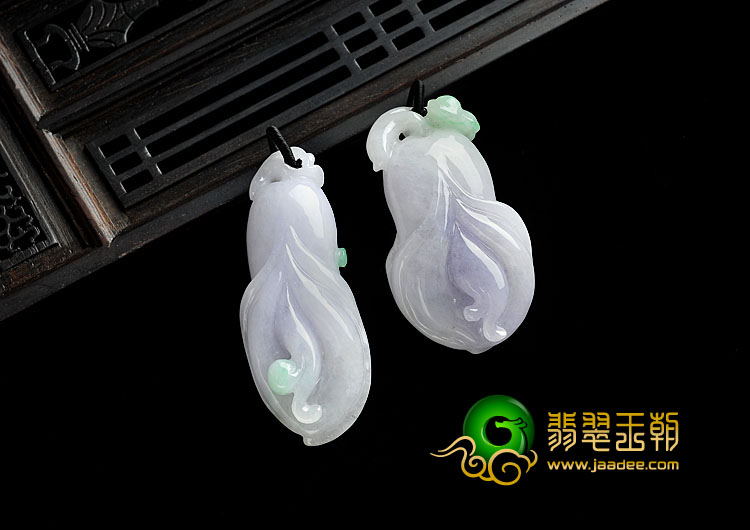 糯冰种春带彩缅甸翡翠A货玉兰花挂件（一对）
