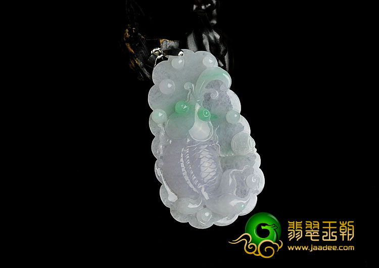 糯冰种春带彩缅甸翡翠A货年年有余挂件