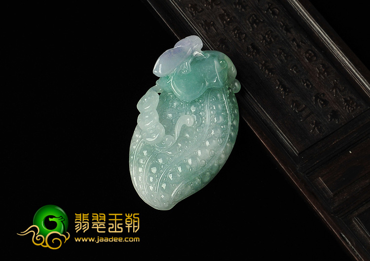 糯冰种春带彩缅甸翡翠A货苦尽甘来挂件