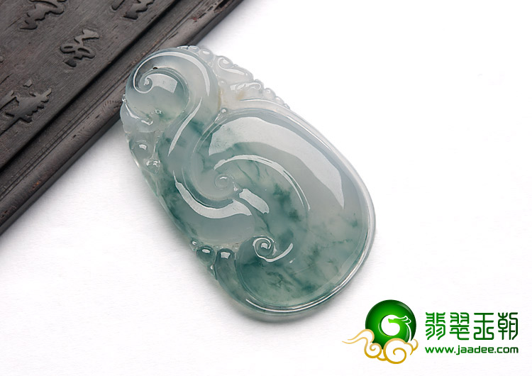 冰种飘花缅甸翡翠A货如意挂件