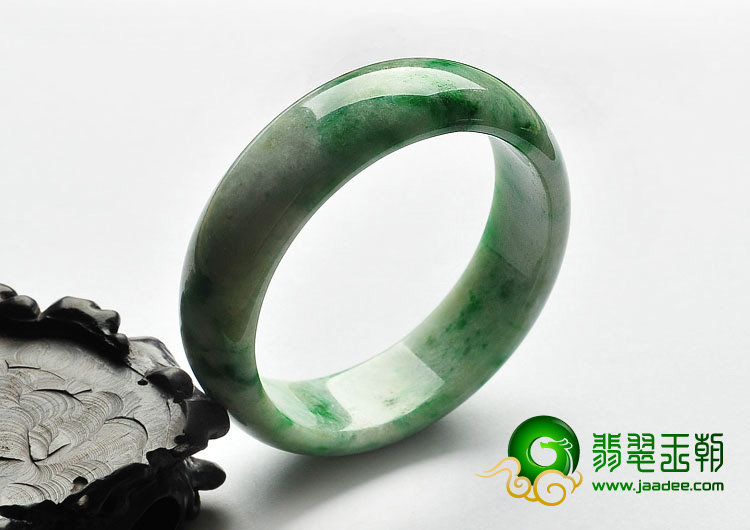 细糯种飘翠缅甸翡翠A货手镯（55.2mm）