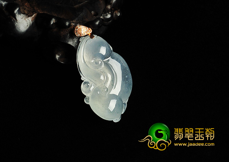 冰种淡晴水略飘花缅甸翡翠A货如意挂件