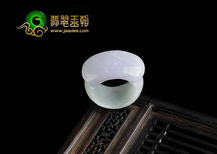 糯冰种春带彩缅甸翡翠A货马鞍戒