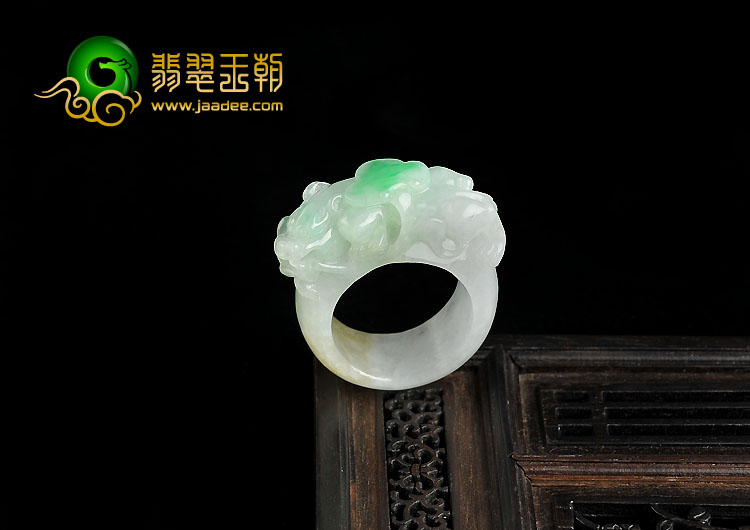 糯冰种飘翠缅甸翡翠A货貔貅指环