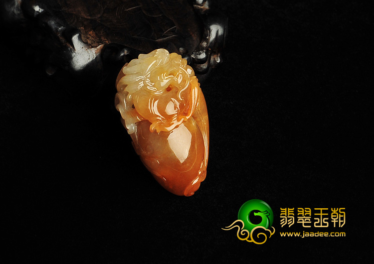 糯冰种红黄翡缅甸翡翠A货龙抱珠挂件