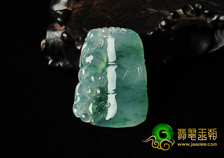 冰种飘花缅甸翡翠A货节节高挂件