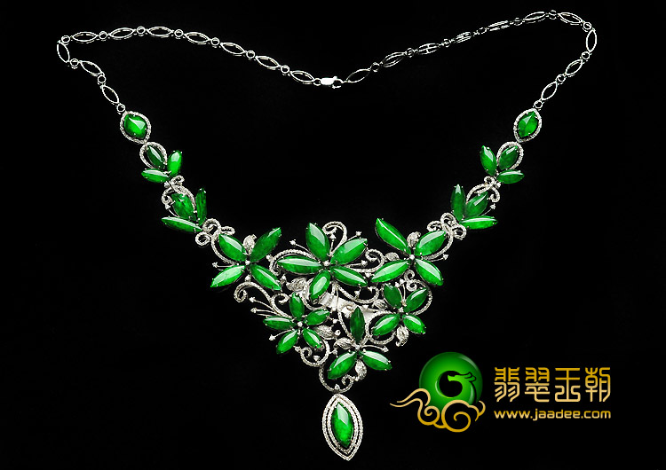 玻璃种阳绿满绿缅甸翡翠A货镶白金项链（真钻）