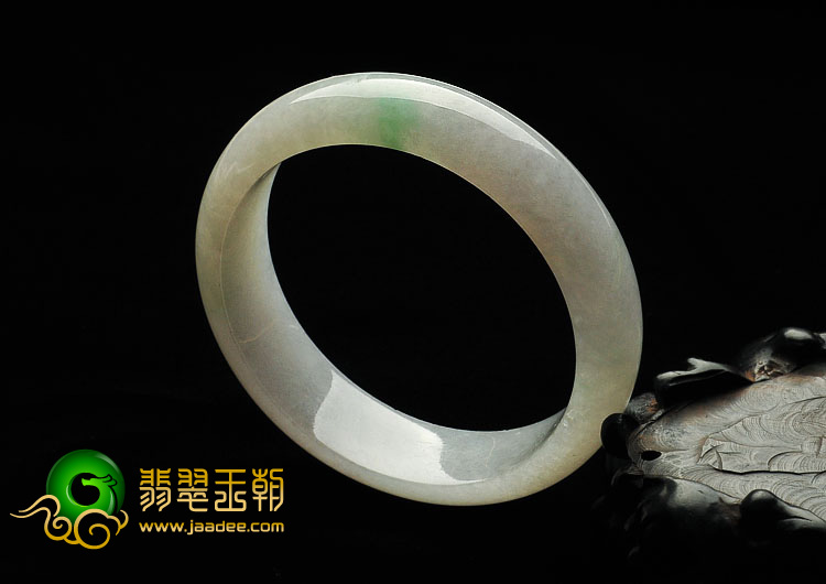 糯冰种略飘翠缅甸翡翠A货手镯（55.3mm）
