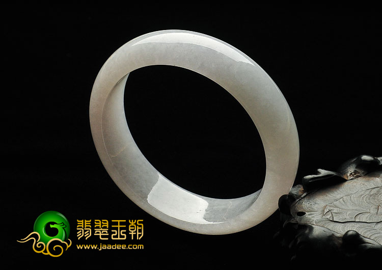 糯冰种淡晴水缅甸翡翠A货手镯（57.2mm）