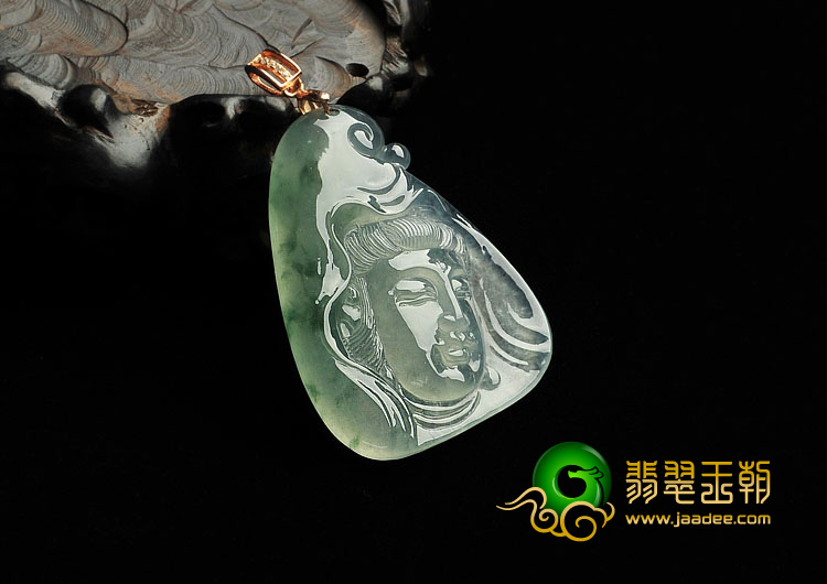 冰种飘花缅甸翡翠A货观音头挂件