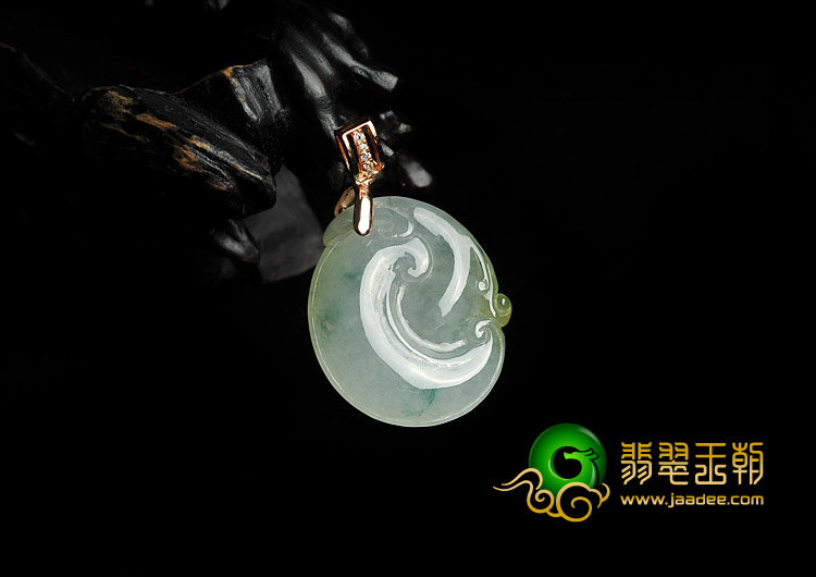 冰种飘花略带黄翡缅甸翡翠A货如意挂件