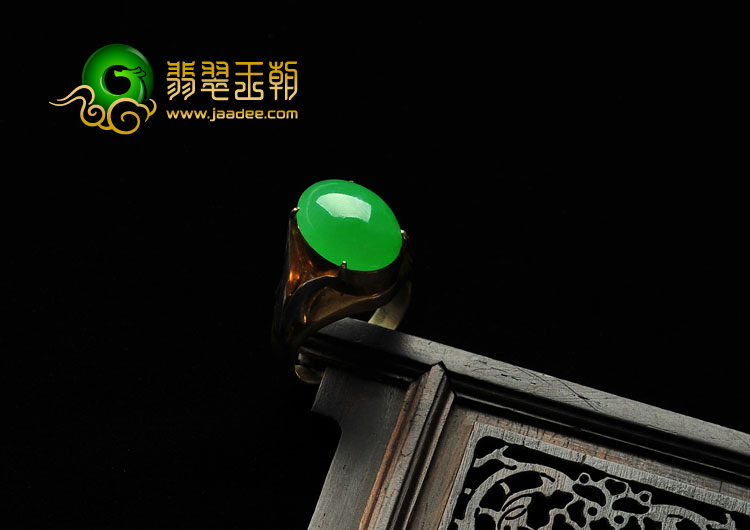 冰种正阳绿缅甸翡翠A货戒面
