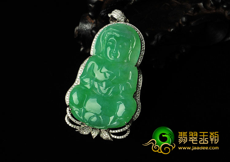 冰种苹果绿缅甸翡翠A货镶白金观音胸坠（真钻）