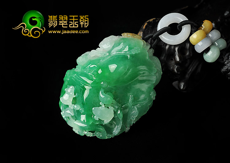 冰种三彩缅甸翡翠A货一路连科挂件