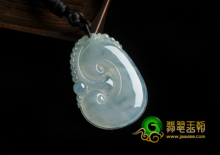 冰种略飘花缅甸翡翠A货如意挂件