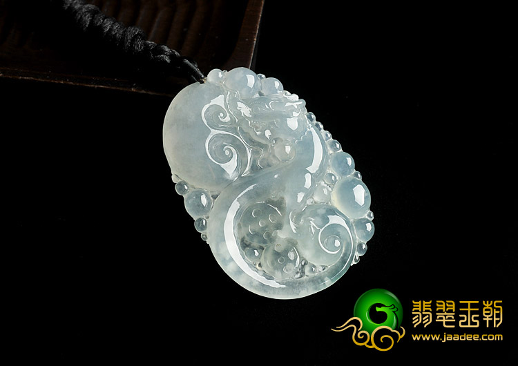 冰种淡晴水缅甸翡翠A货龙挂件