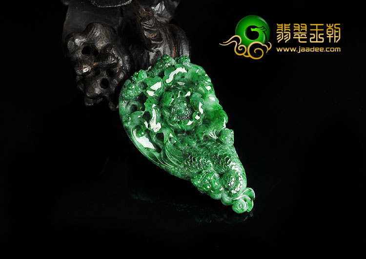 糯冰种浓绿缅甸翡翠A货凤戏牡丹挂件