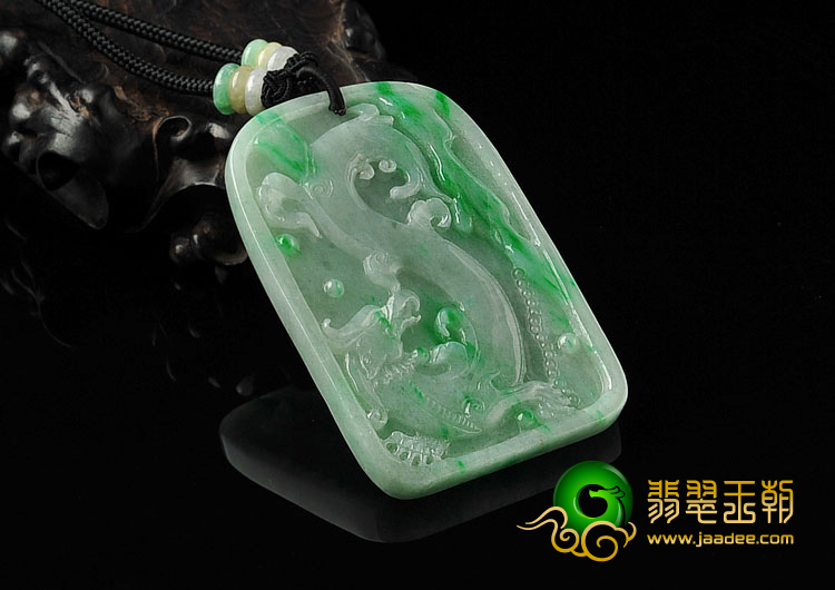 糯冰种飘翠缅甸翡翠A货龙牌挂件