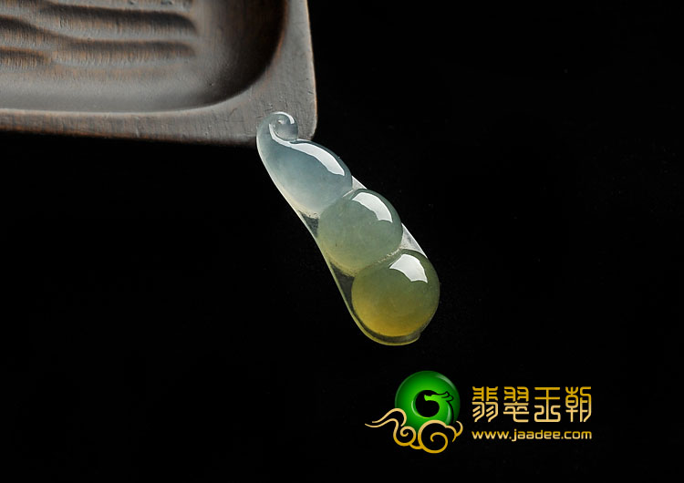 冰种黄翡缅甸翡翠A货豆子挂件