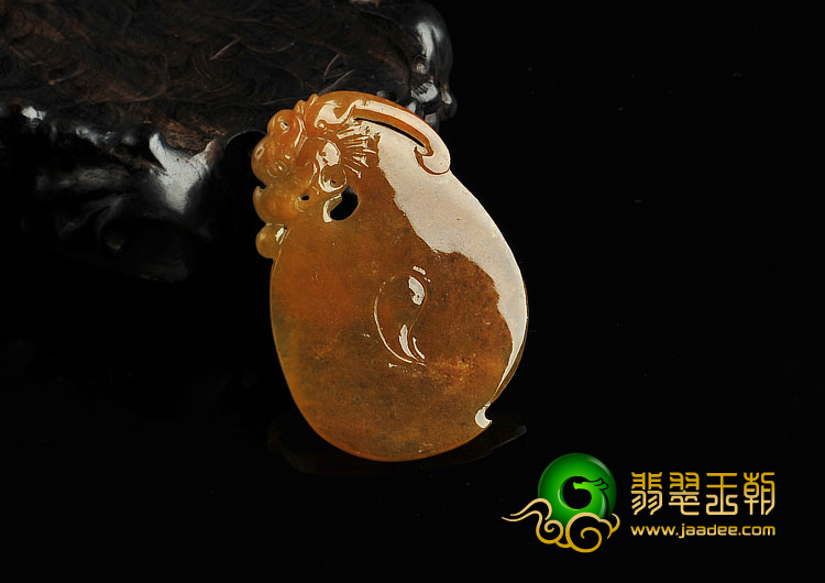冰种黄翡缅甸翡翠A货龙头挂件