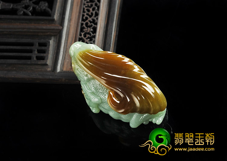 糯冰种晴水褐黄翡缅甸翡翠A货金蟾挂件