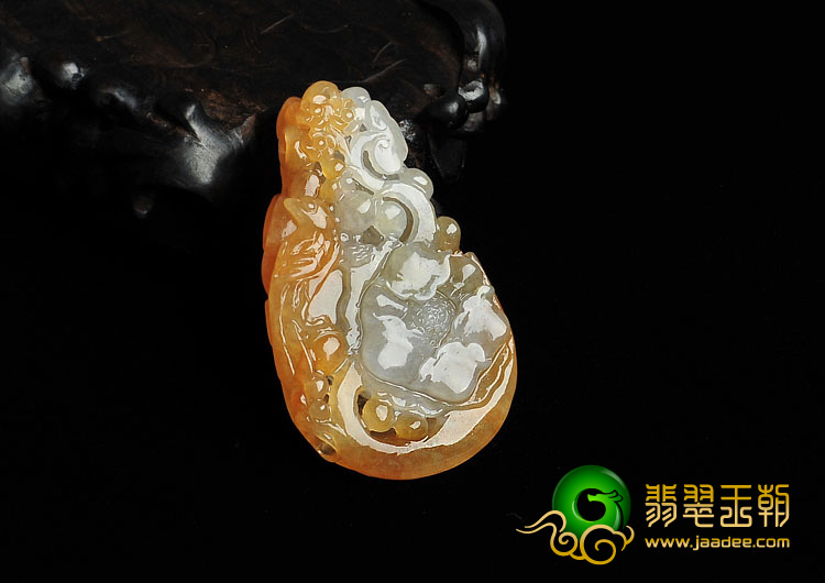 糯冰种黄翡缅甸翡翠A货富贵花开挂件