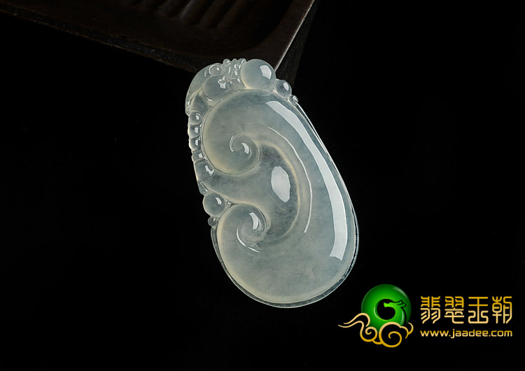 冰种缅甸翡翠A货如意挂件