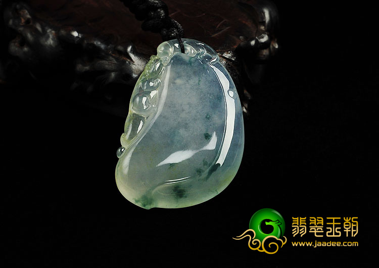 冰玻种黄翡飘花缅甸翡翠A货福瓜挂件