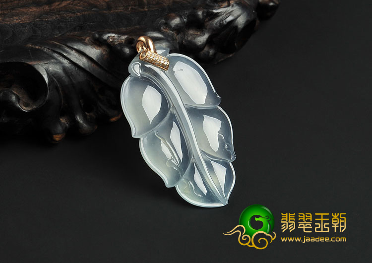 冰玻种晴水缅甸翡翠A货镶玫瑰金金枝玉叶胸坠（真钻）
