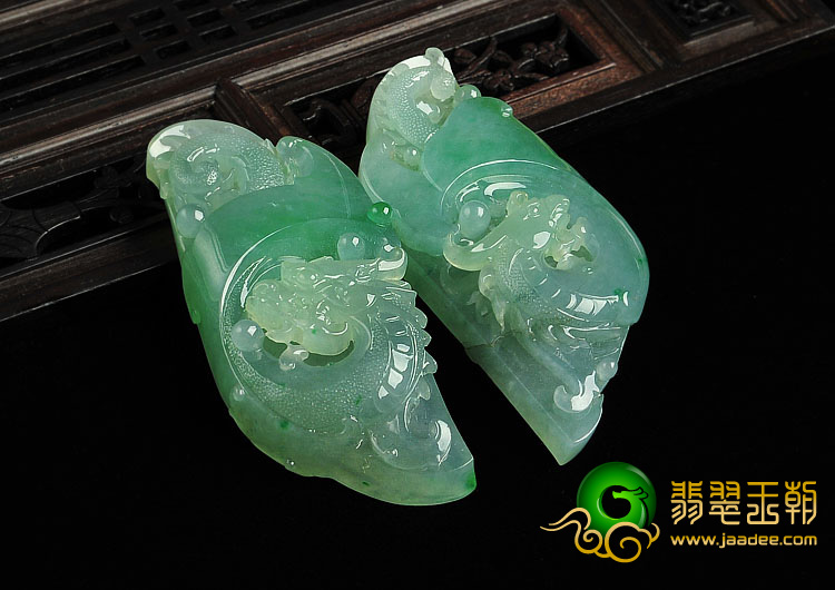 冰种翠色缅甸翡翠A货龙凤呈祥挂件（一对）